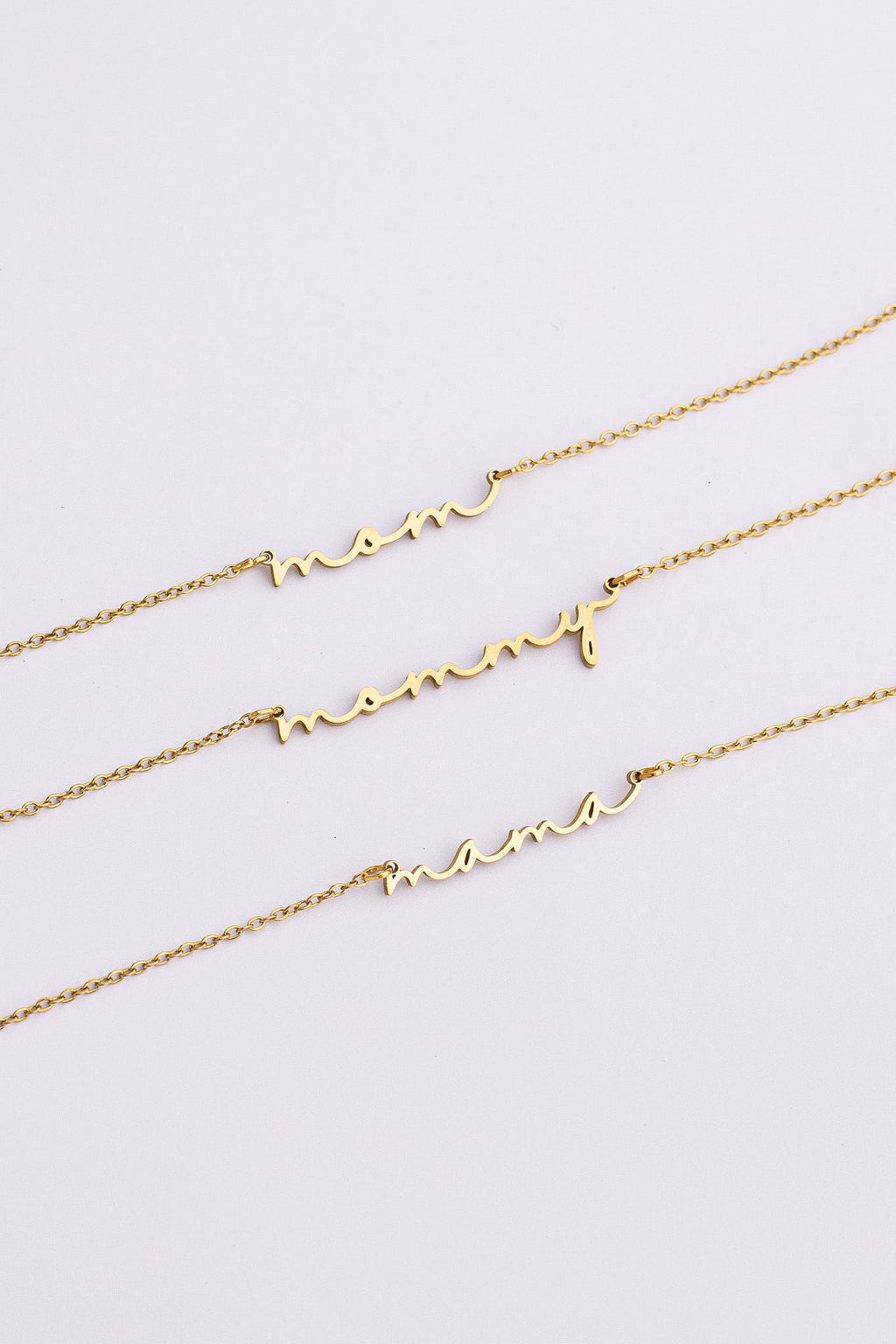 "Mama" Necklace